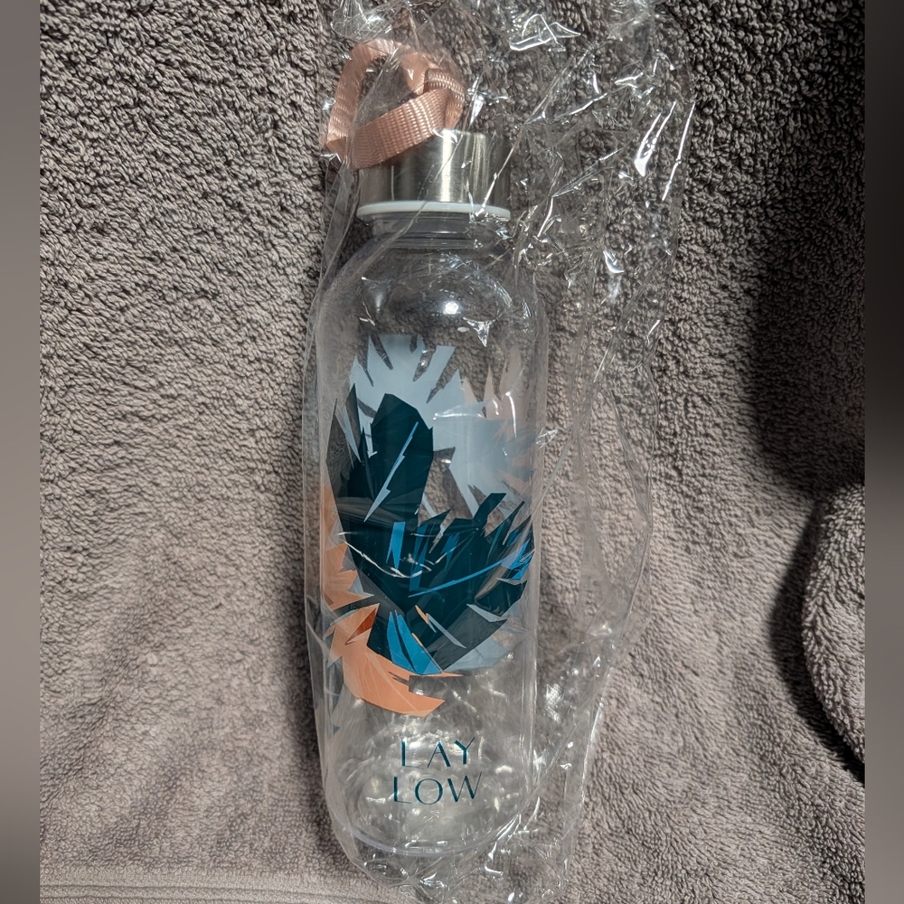 Laylow Waikiki Boutique Resort Water Bottle